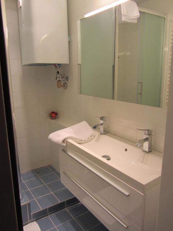 Apartment Margret Im Haus Sonnleitn Sonnenalpe Nassfeld Bilik gambar